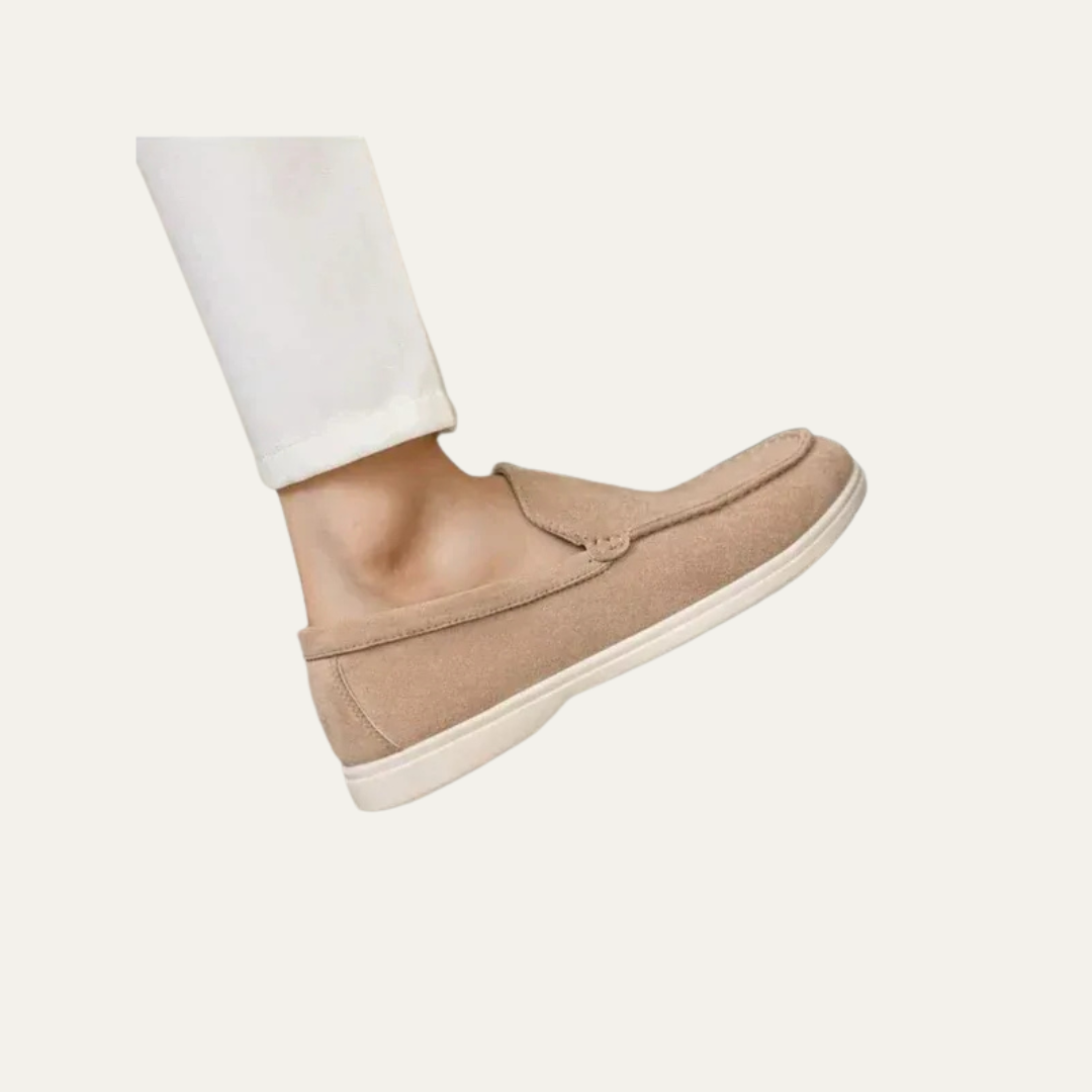 Men’s Suede Driving Moccasins with Metal Keeper Detail