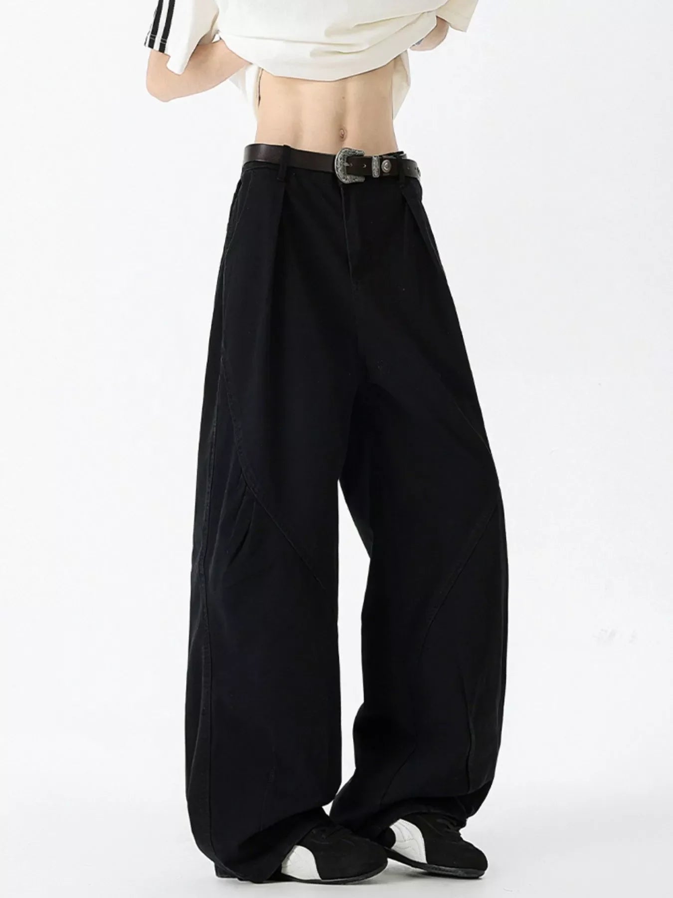 Relaxed Fit Mens Straight Leg Jeans