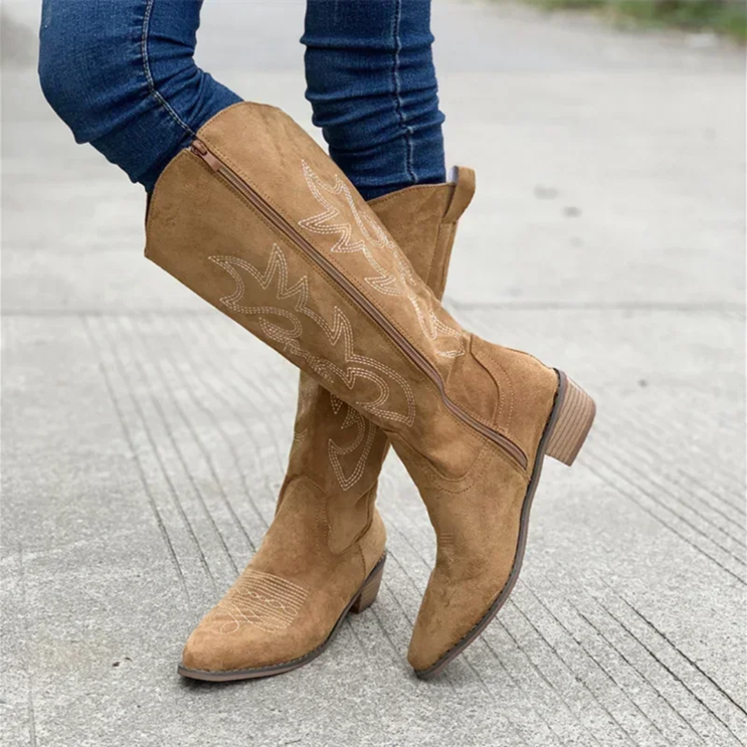 Georgina - Chic Cowboy Boots