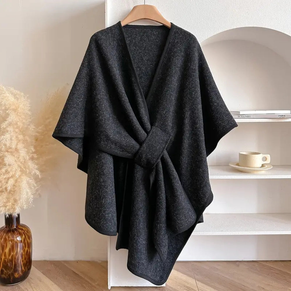 Elandra – Wind-Resistant Shawl Coat for Women