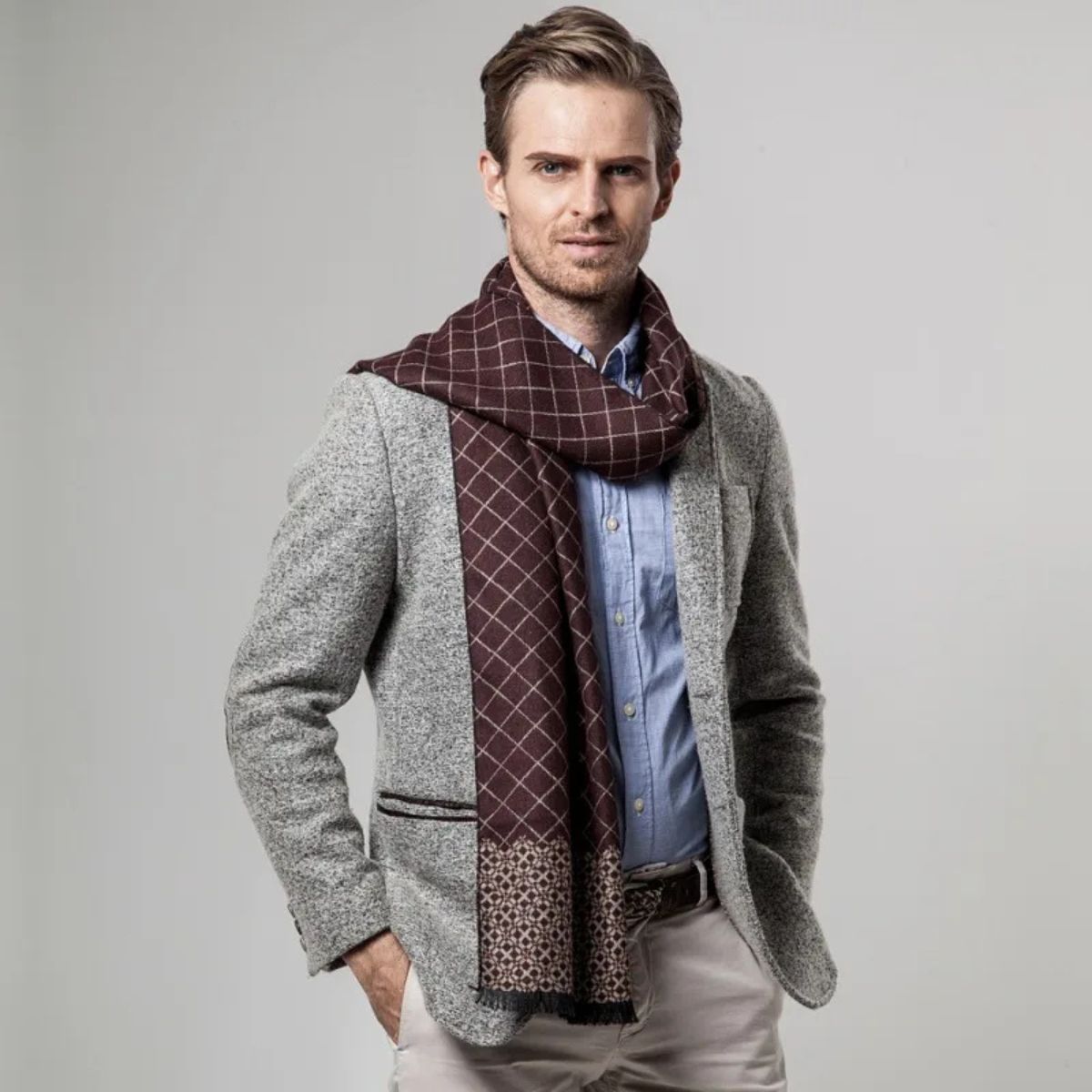 The Champs Élysées Cashmere Merino Scarf for Men - Burgundy