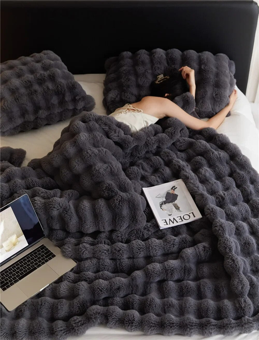 Soft Wool Blanket for Warm Cozy Nights