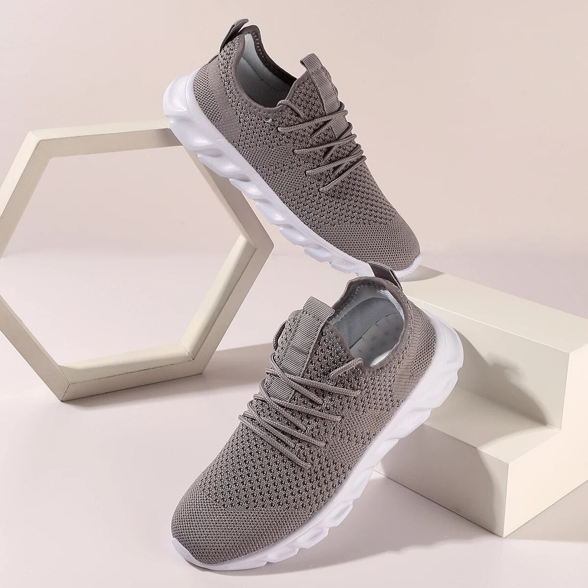 Maxwel Sneakers