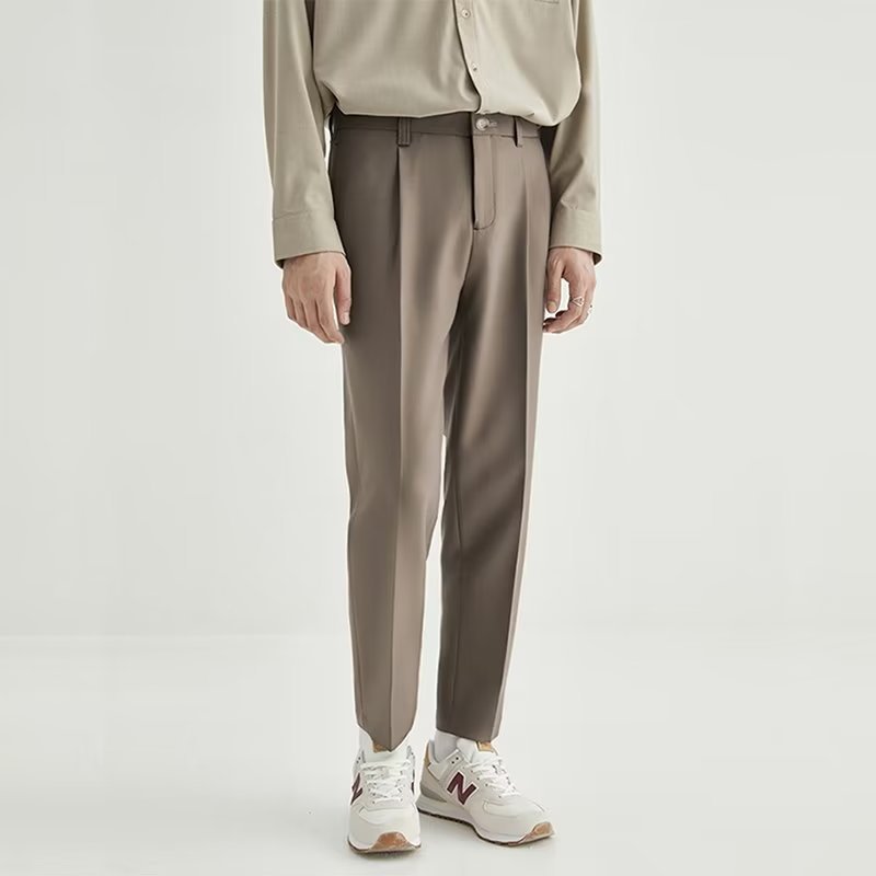 Stan | Men's Comfort Fit Pleated Crop Trousers