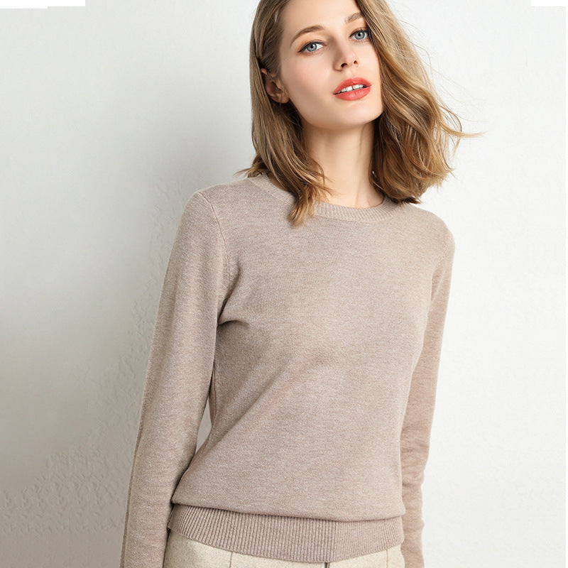 Cozy Women's Crew Neck Wool Sweater