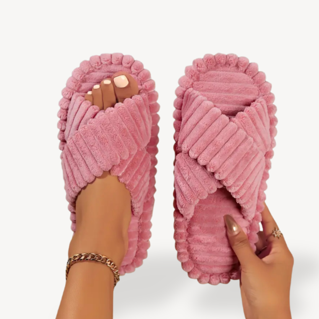 Women's Faux Fur House Slippers