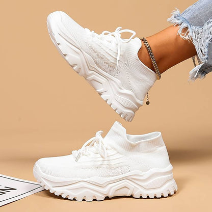 StrideLuxe - Fashionable and Comfortable Sneakers with Advanced Orthopedic Cushioning