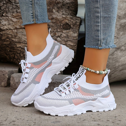 Casual sneakers for women - flexible and breathable for every day