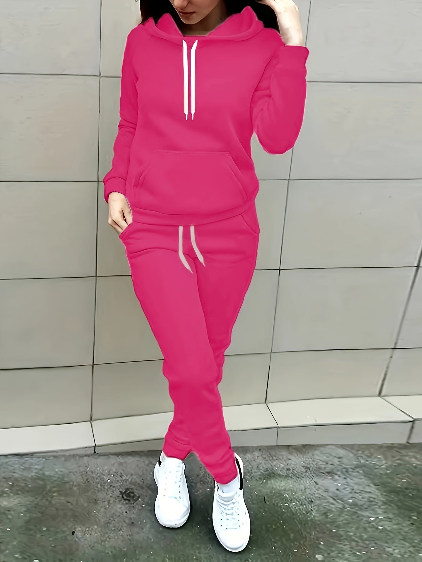 Comfy Women's Hoodie and Sweatpants Set with Pockets