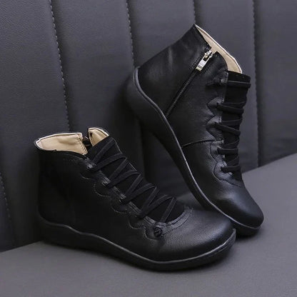 CuraLace – Orthopedic Lace-Up Comfort Boots