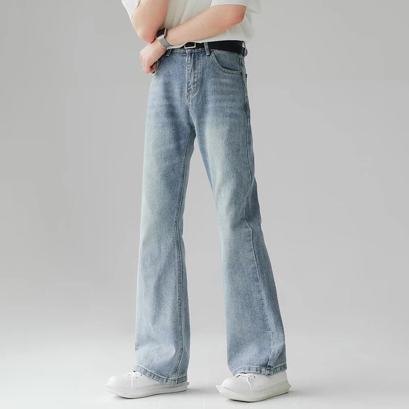 Classic Comfort Fit Retro Jeans