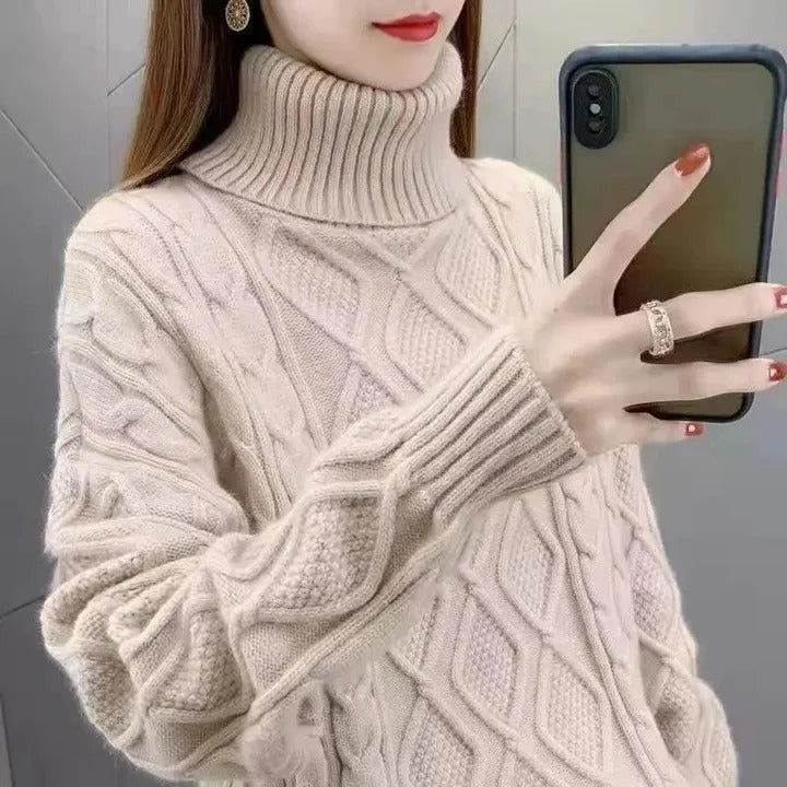 Cozy Women's Oversized Turtleneck Jumper