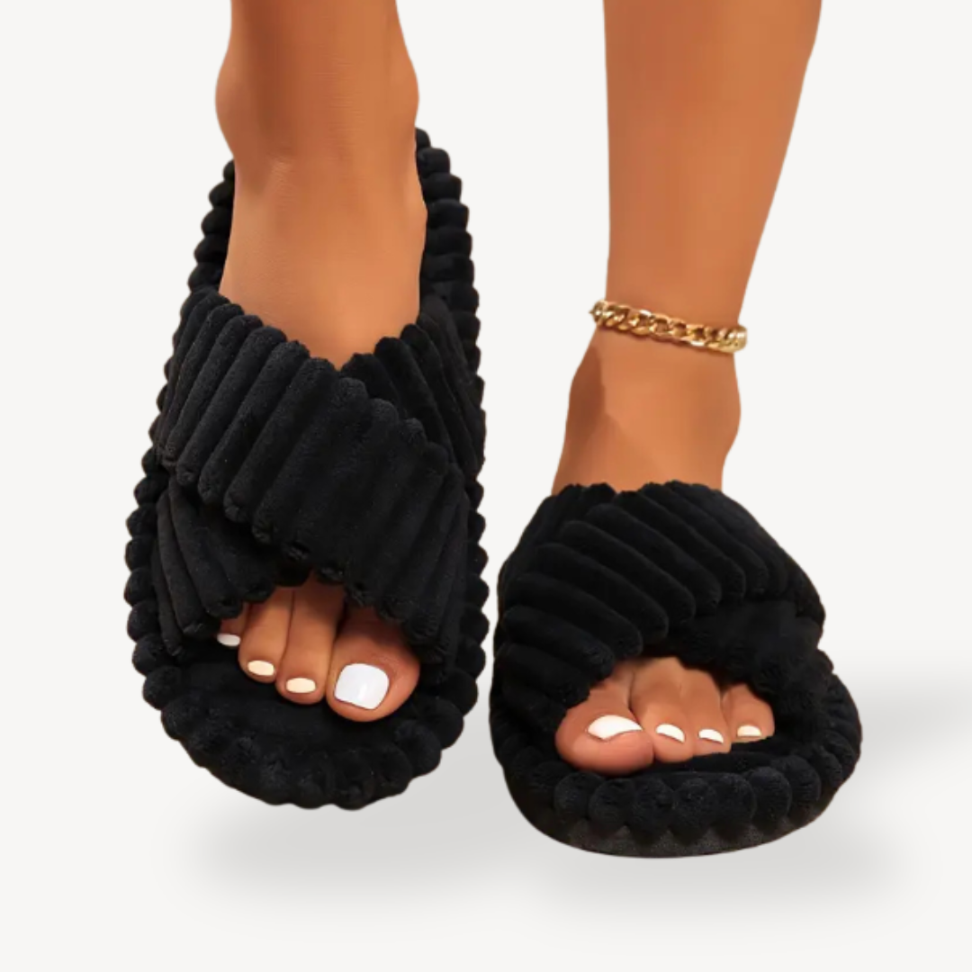 Women's Faux Fur House Slippers