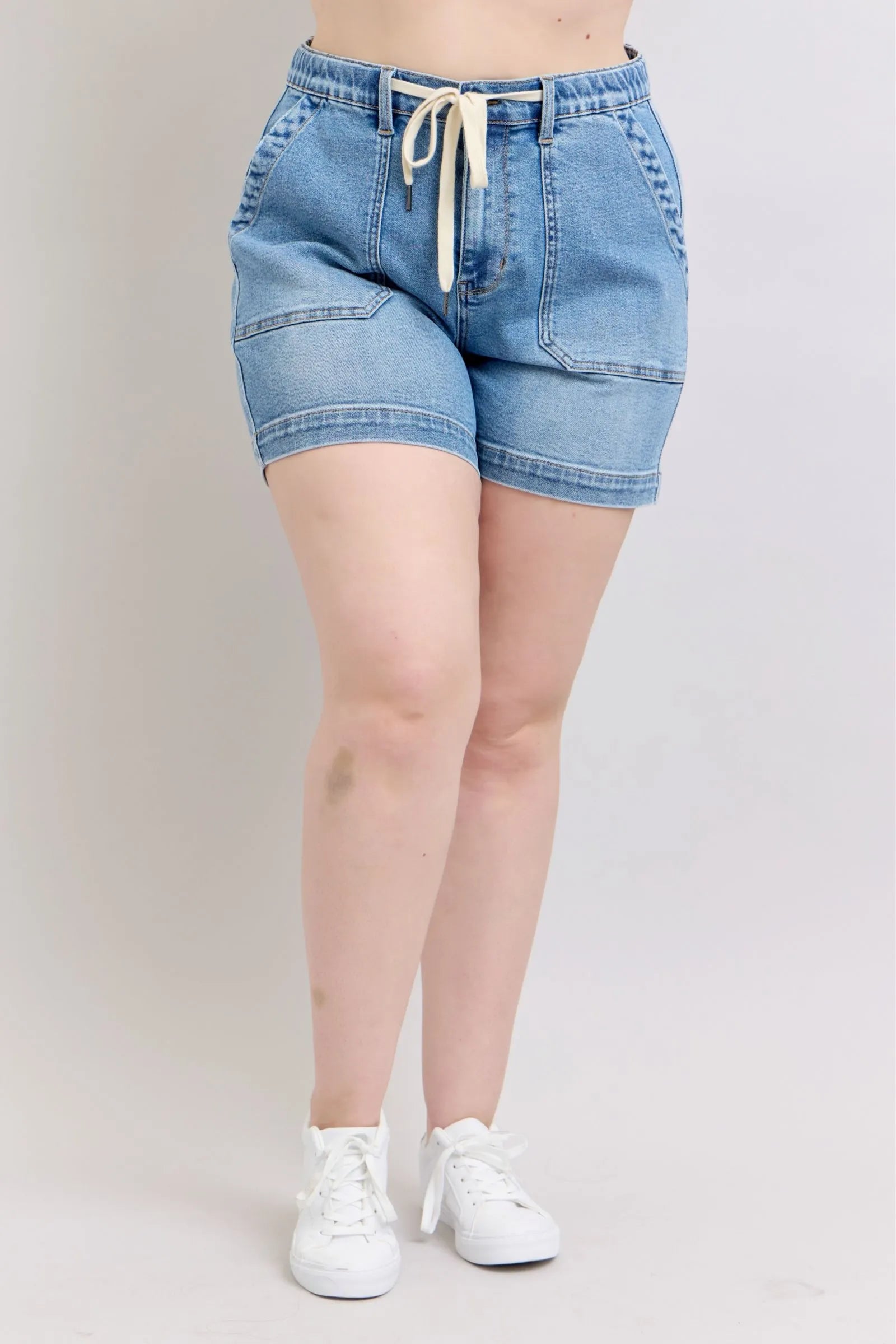 Curvy Fit High Waisted Classic Denim Shorts - BritishElegance