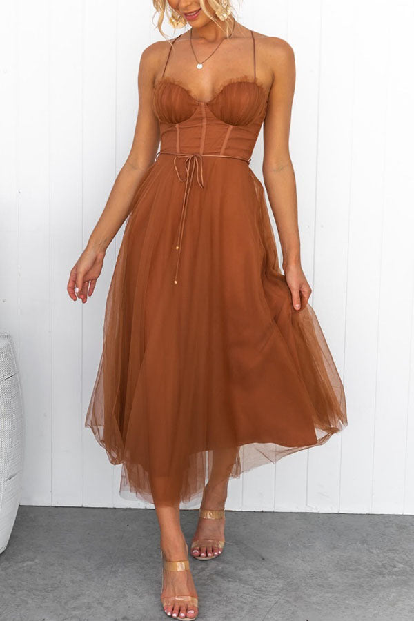 Lunette – Elegant Tulle Corset Midi Dress