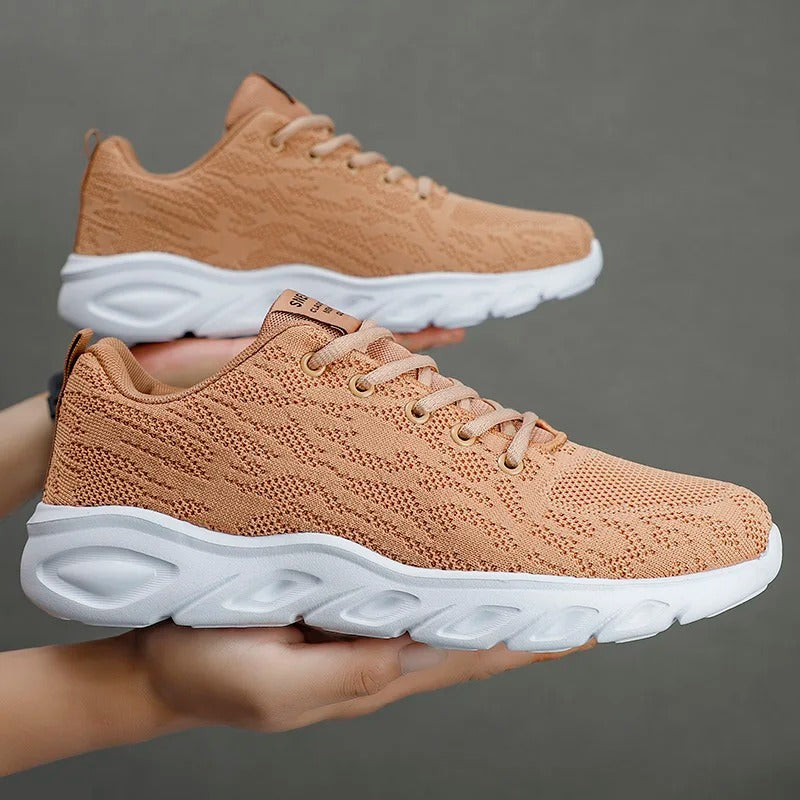 Maxim Sneakers