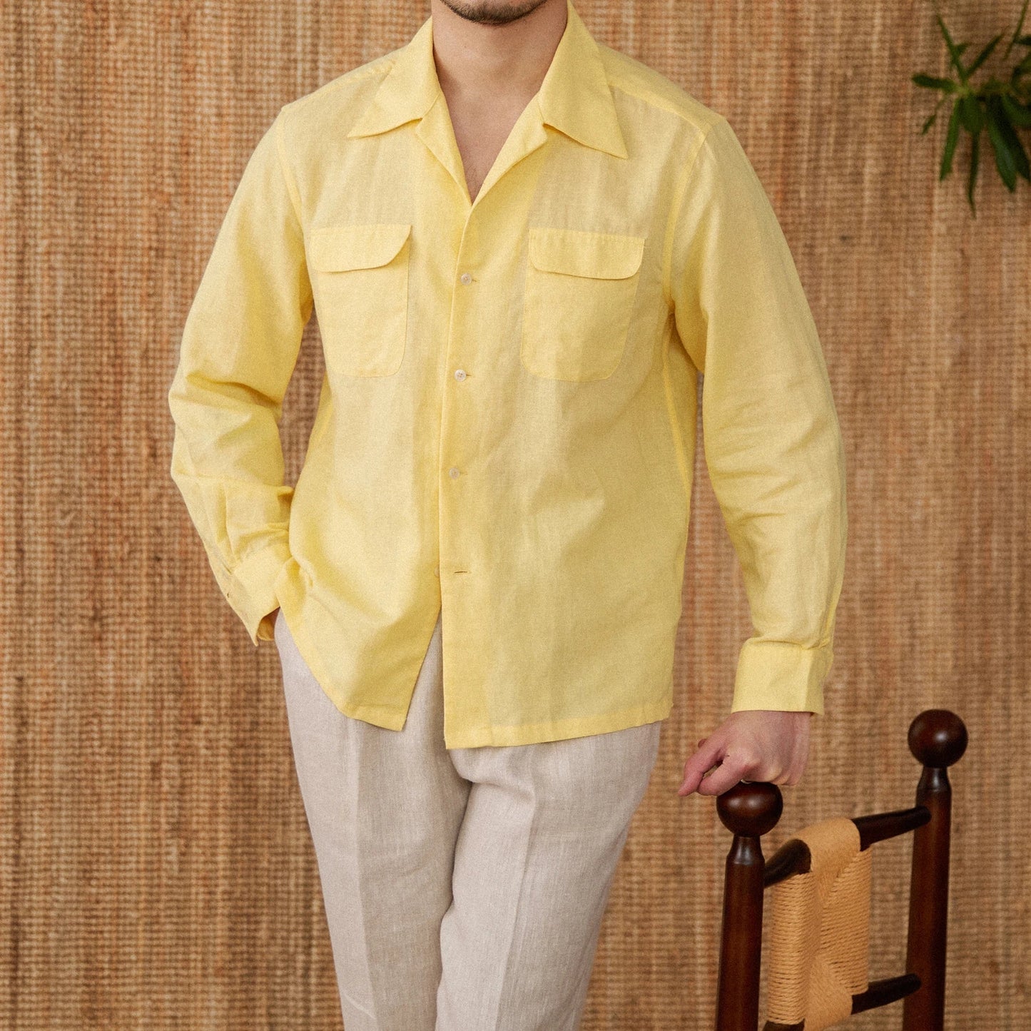 Elegant Linen Shirt with Pocket
