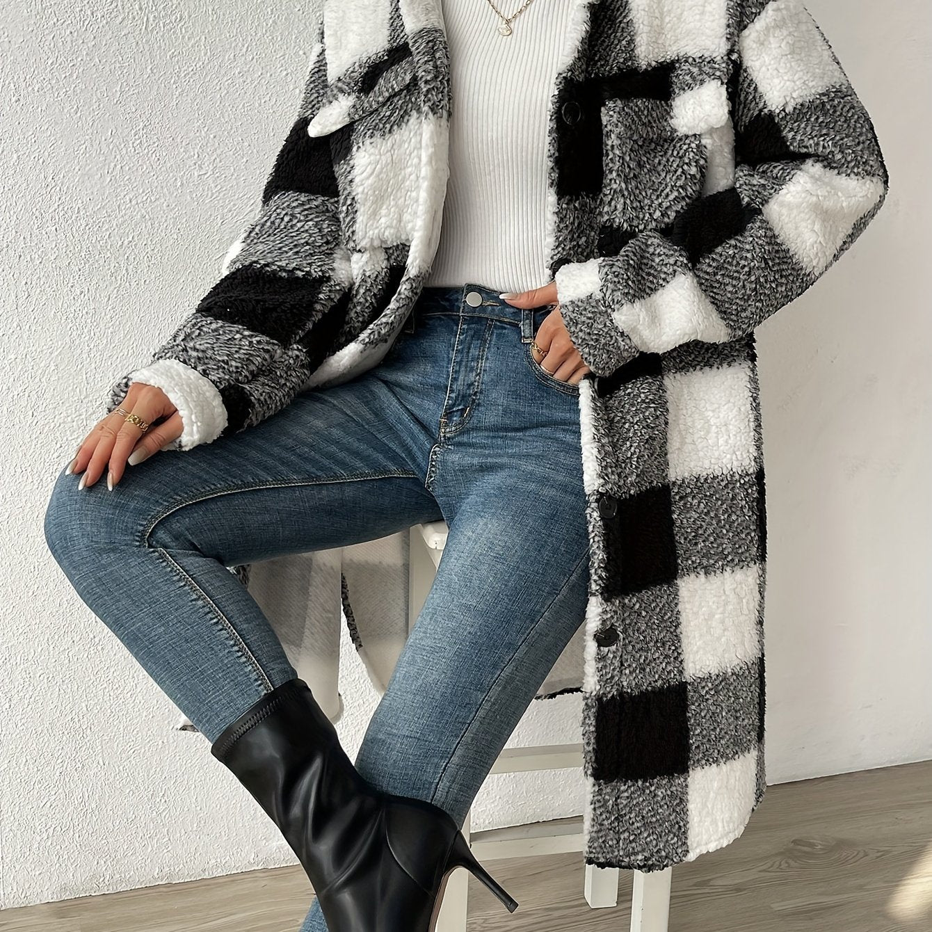 Donna | Ladies Large Fit Checked Winter Coat