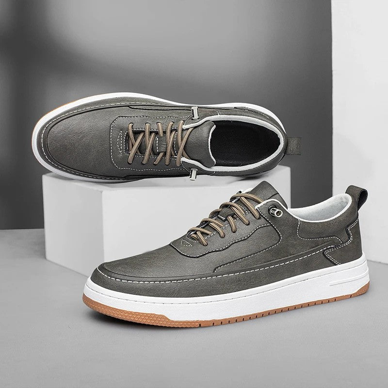 Classic Leather Mens City Sneakers