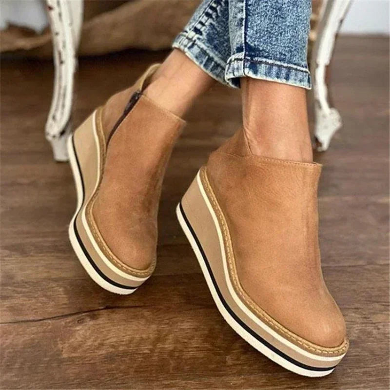 Isla Ankle-Length Chelsea Boots | Platform Layered Sole Chelsea Boots