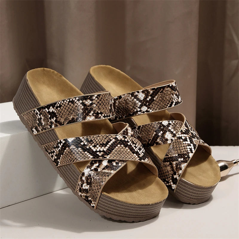 Comfortable Women's Flat Sandal Slippers Outdoor Shoes