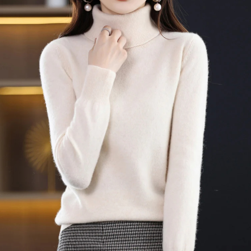 Soft Women's Warm Winter Turtleneck Sweater