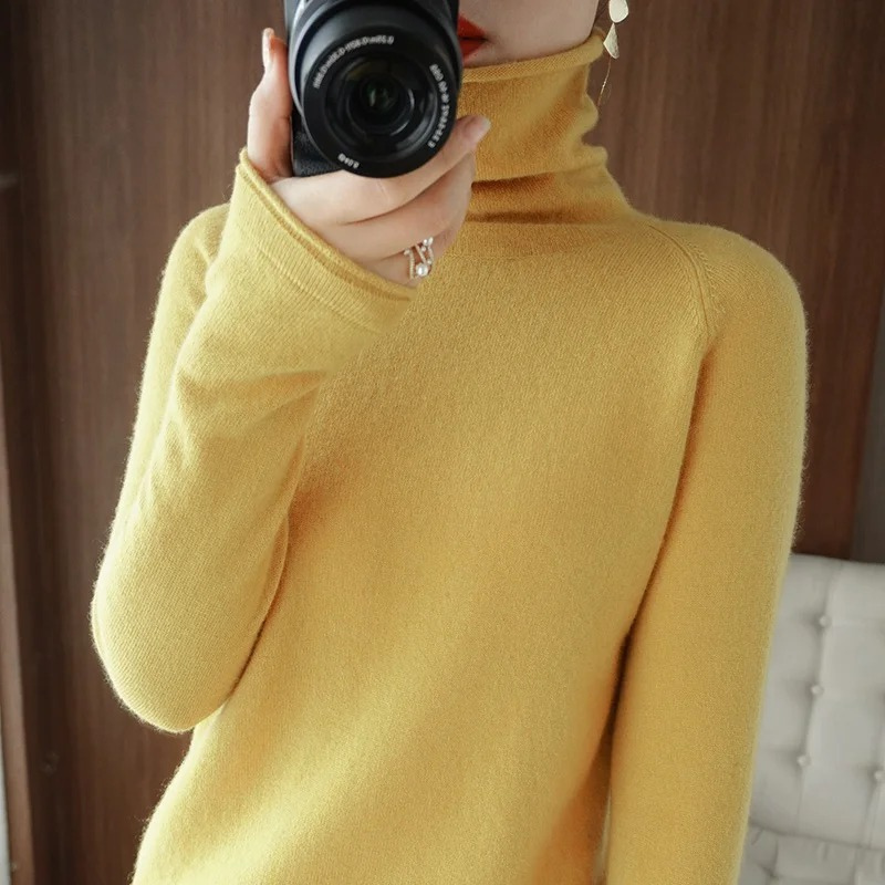 Warm Crew Neck Sweater for Women