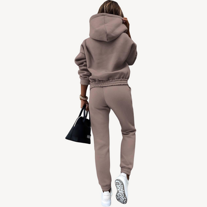Women’s Sweatshirt & Pants Set