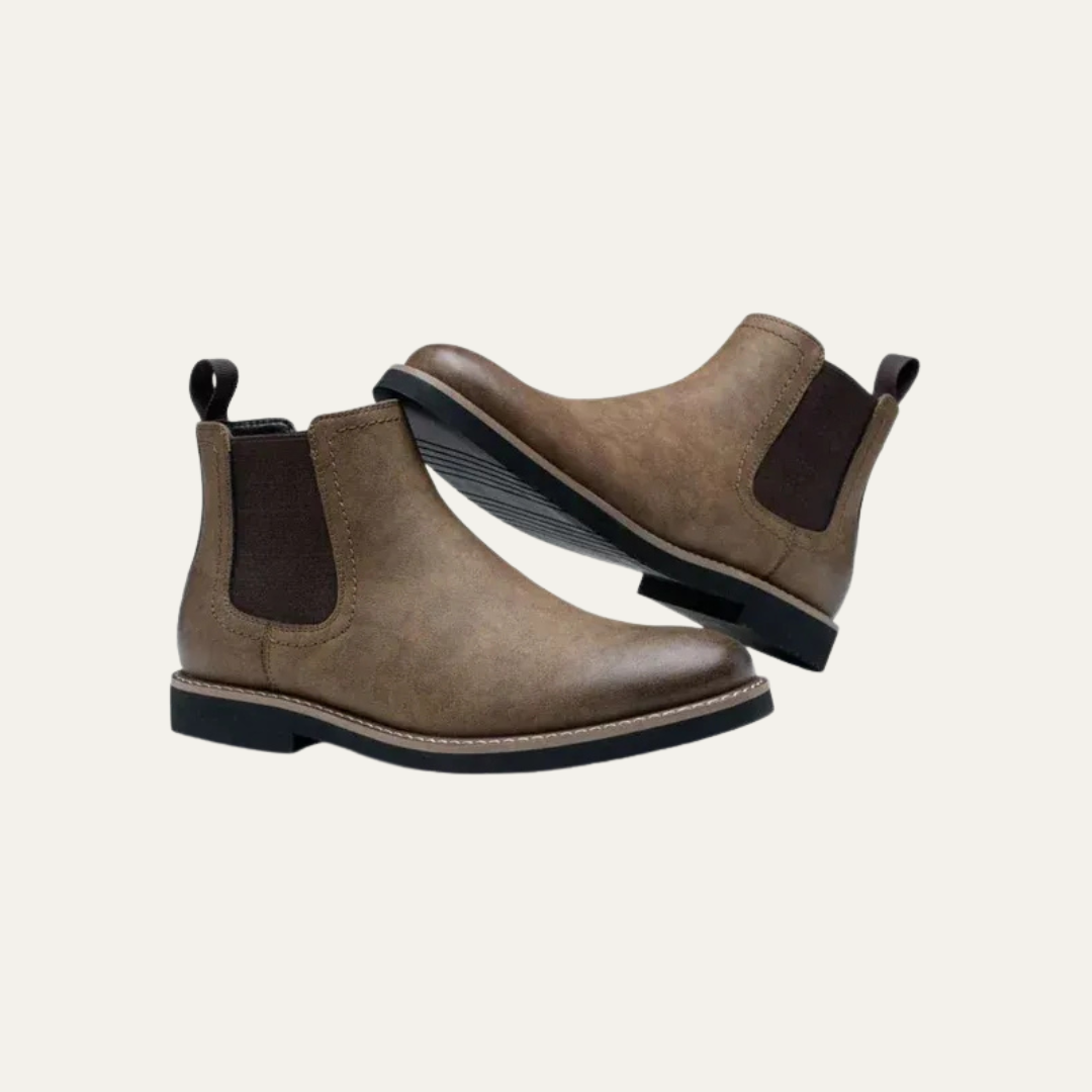 Men’s Matte Lug Sole Chelsea Boot