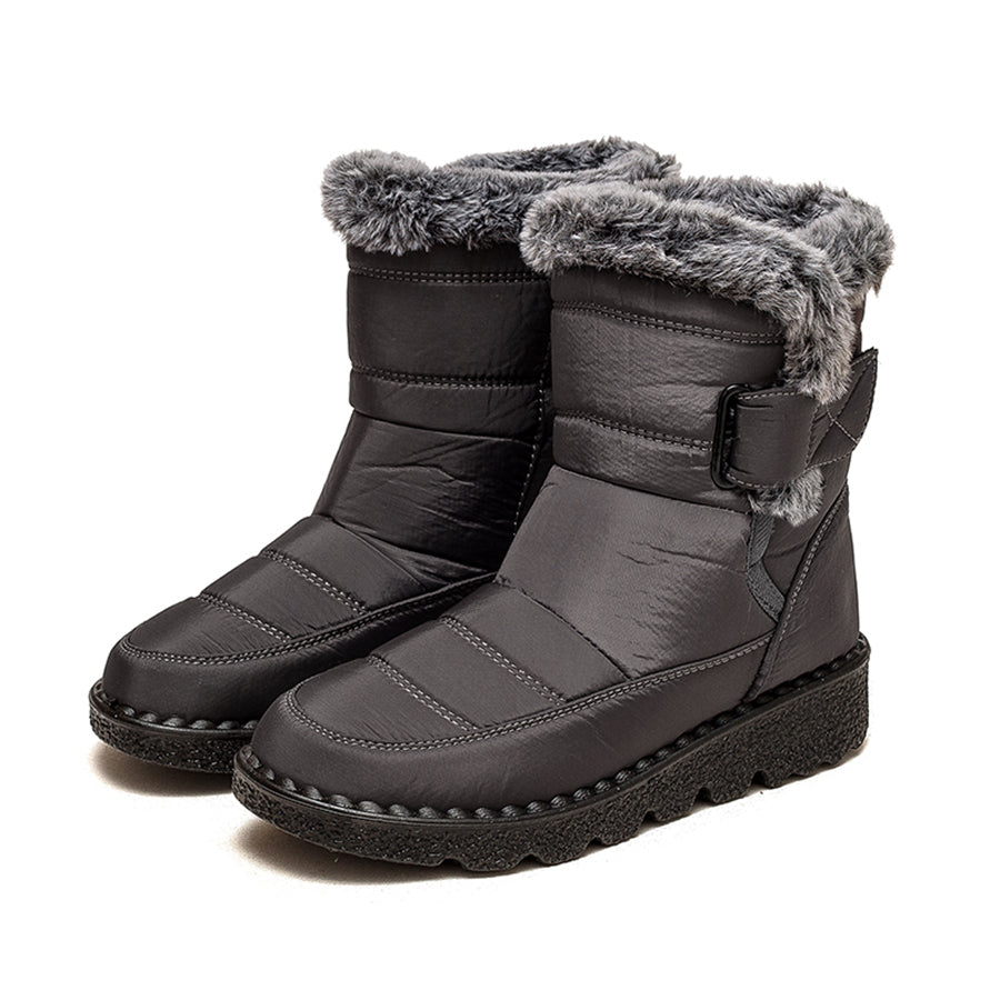 Luxury Women's Warm Snow Boots with Faux Fur Lining - BritishElegance