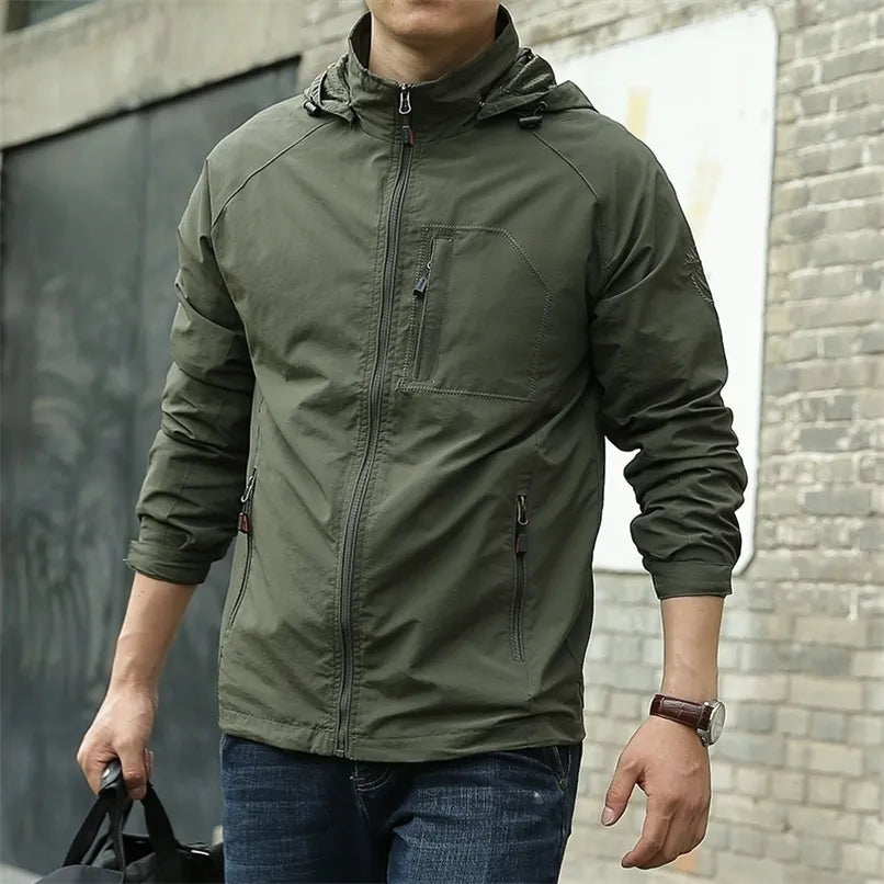 Men’s Outdoor Waterproof Detachable Hood Windbreaker