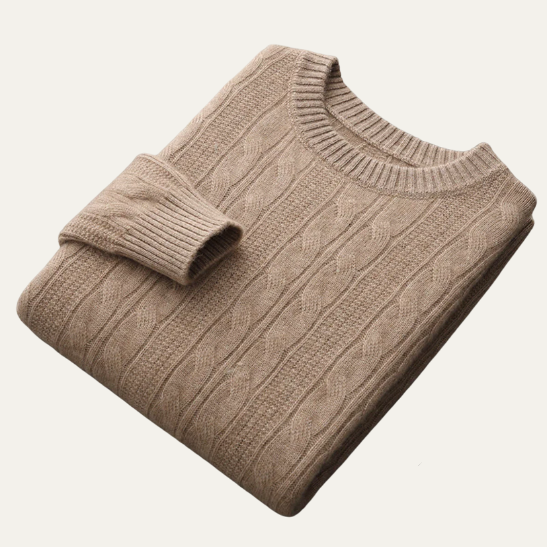 Men’s Classic Cable-Knit Crewneck Sweater