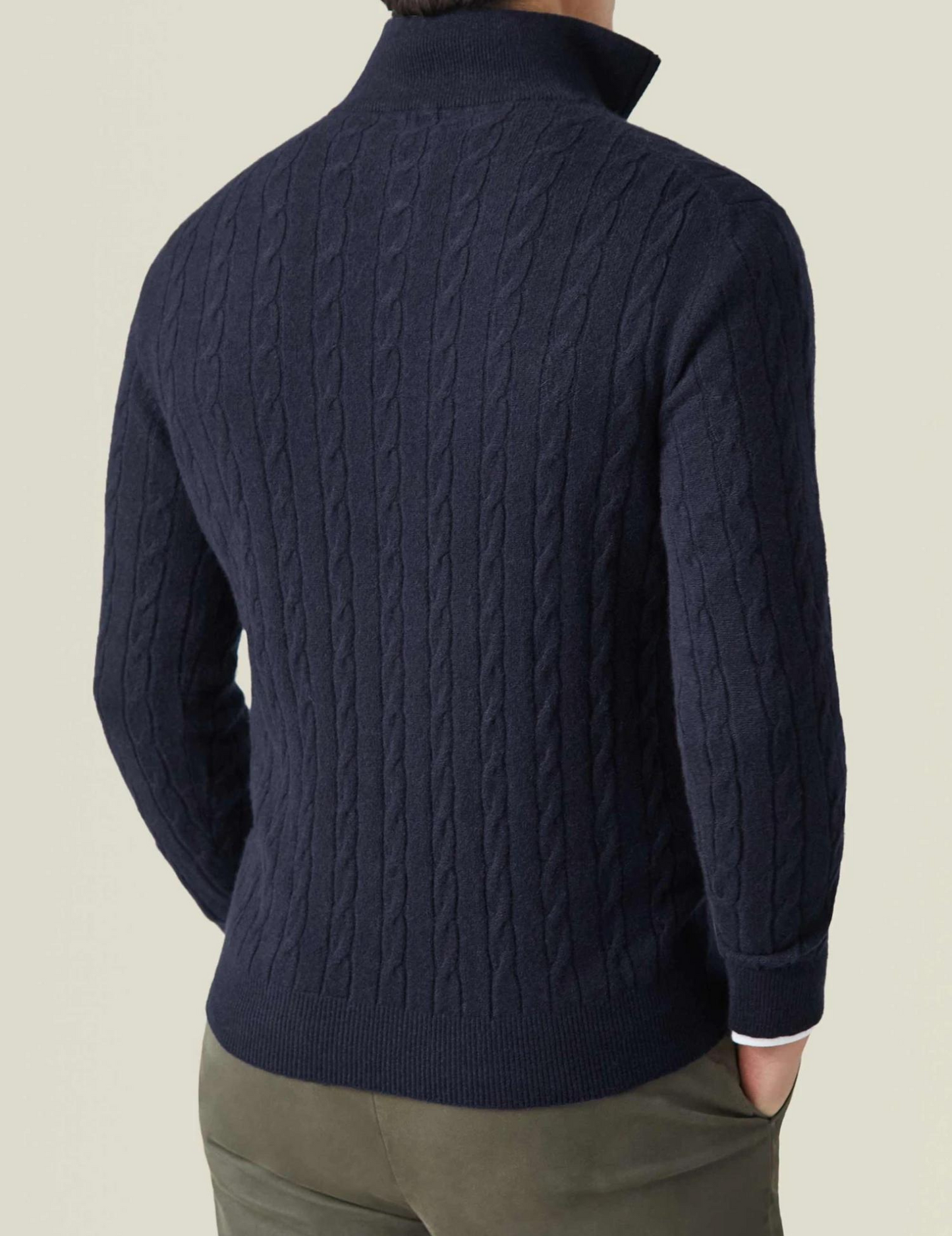 Stylish Cable Knit Zipper Sweater