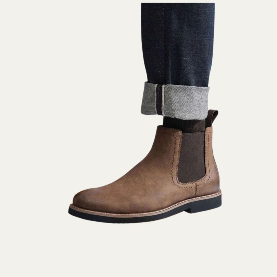 Men’s Matte Lug Sole Chelsea Boot
