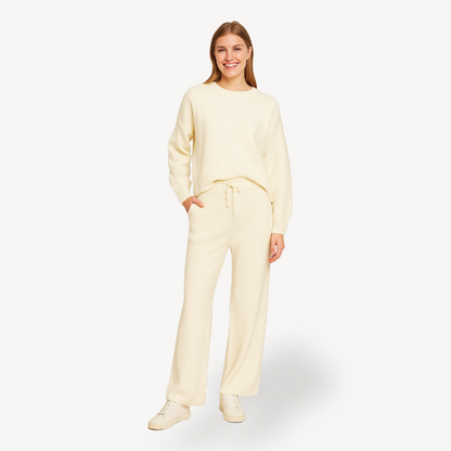Women’s Knit Sweater & Pants Set