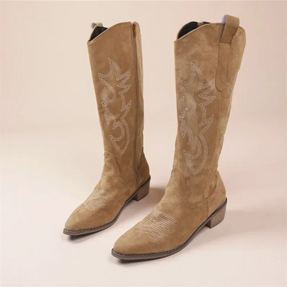 Georgina - Chic Cowboy Boots