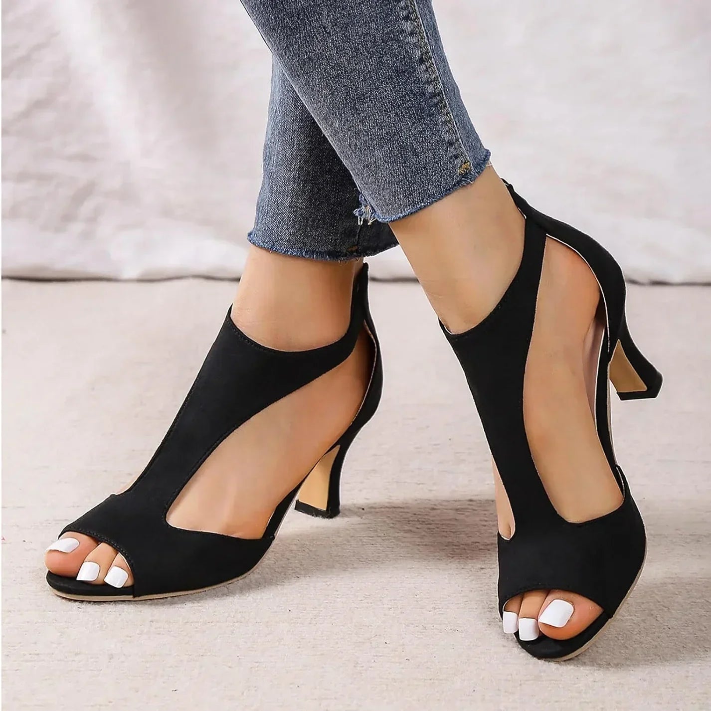 StrideGrace - Orthopedic High Heels Designed for Style and Ultimate Comfort