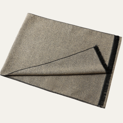 Men’s Herringbone Textured Scarf with Fringed Edges