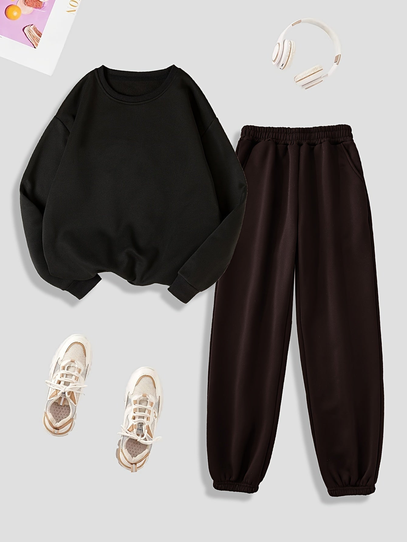 Soft Women's Jogging Suit Relaxed Fit Outdoor Wear - BritishElegance
