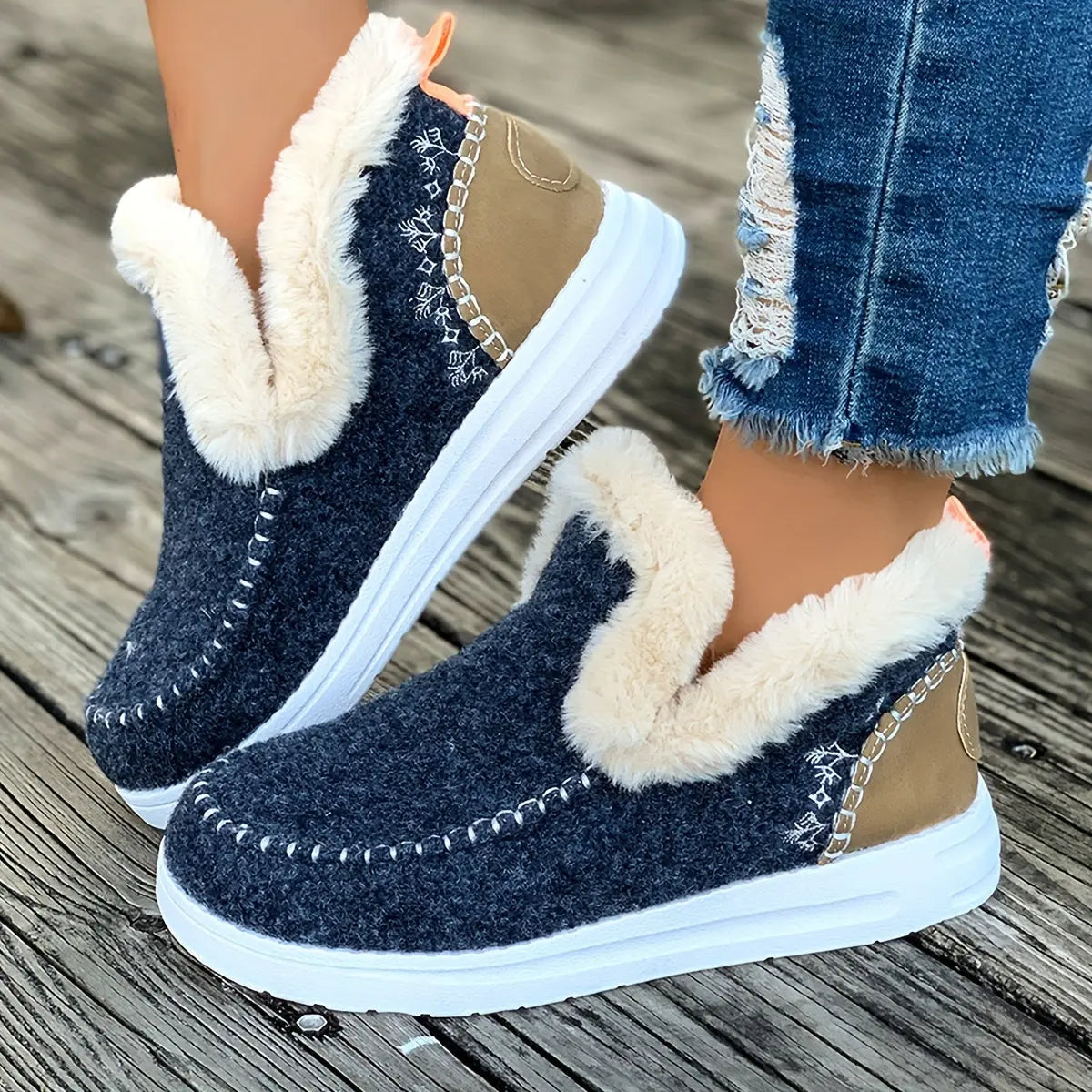 Women’s Fleece-Lined Winter Slippers – Soft Shoes