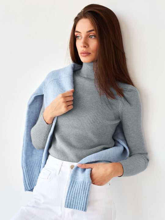 Warm Women's Fitted Crew Neck Sweater
