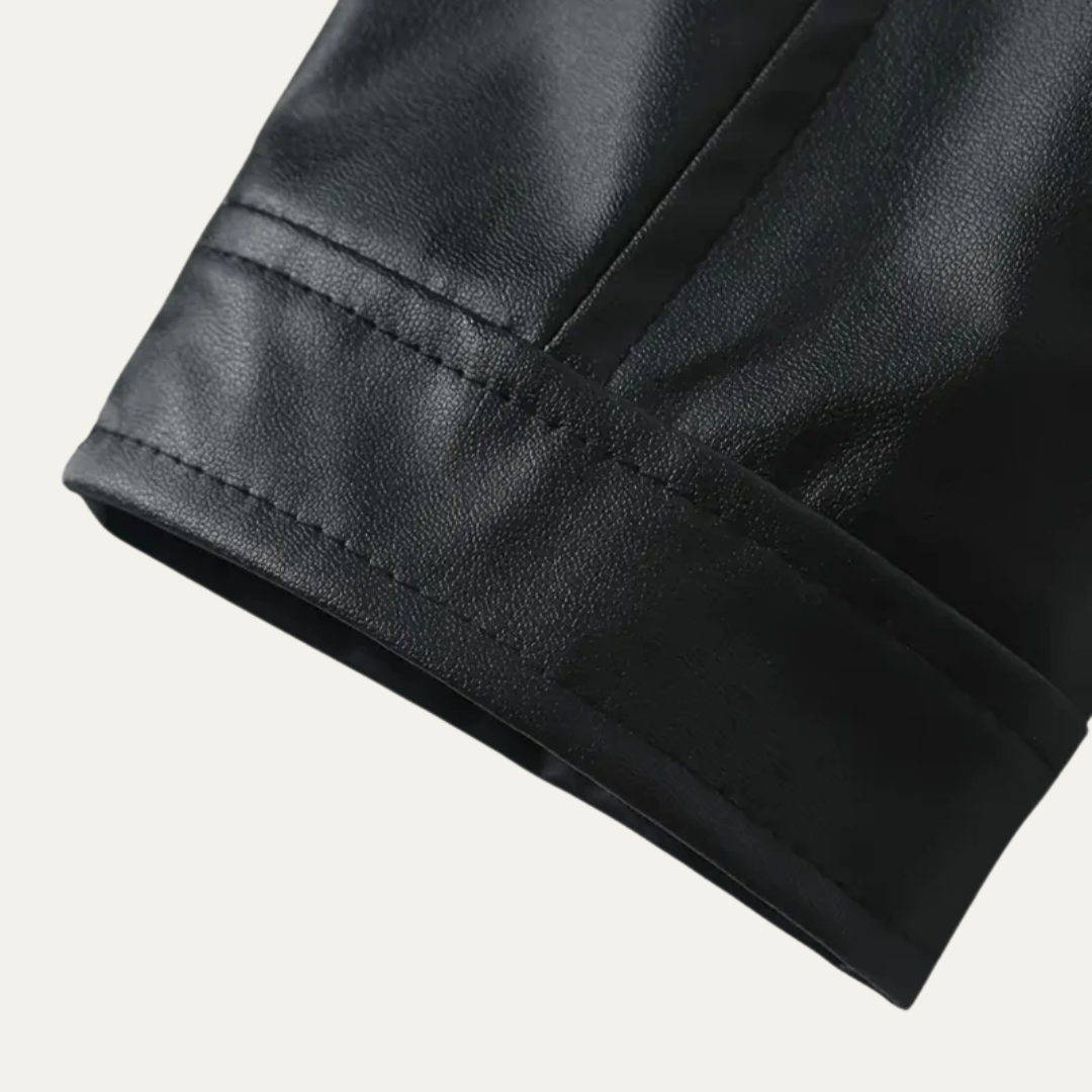 Men’s Fitted Leather Motorcycle Jacket