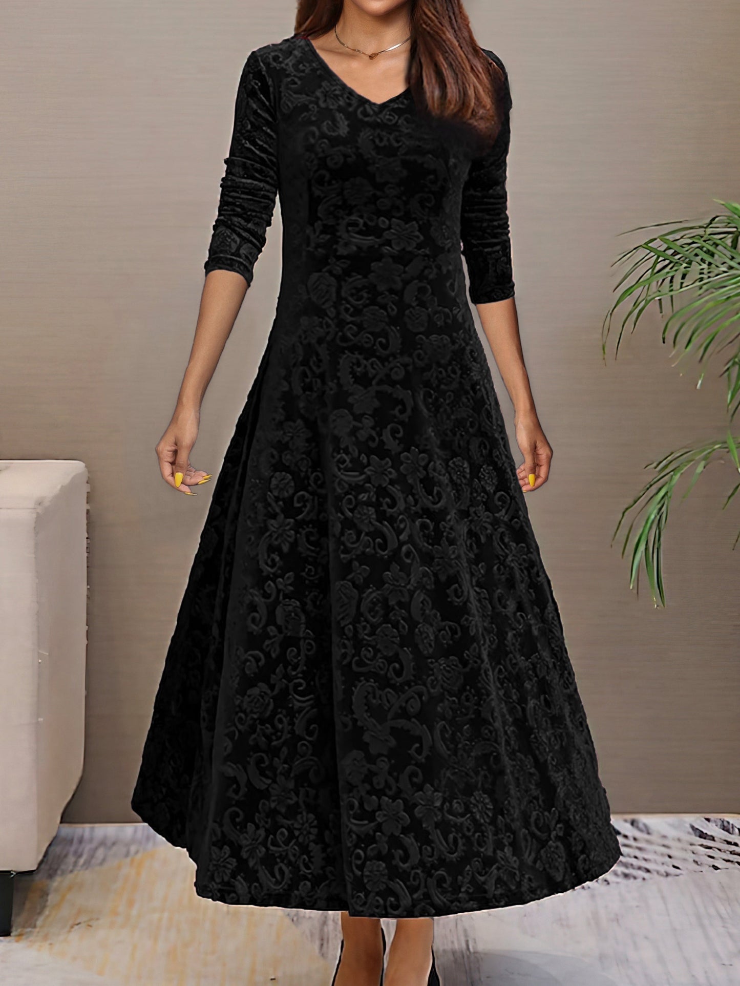 Elegant Women's Velvet Long Sleeve Floral Evening Dress