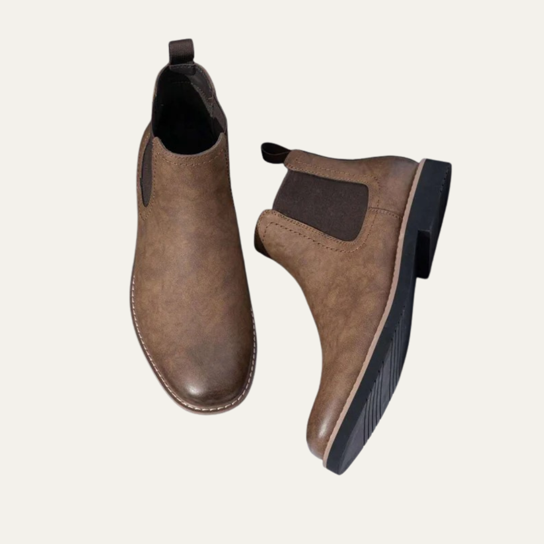 Men’s Matte Lug Sole Chelsea Boot