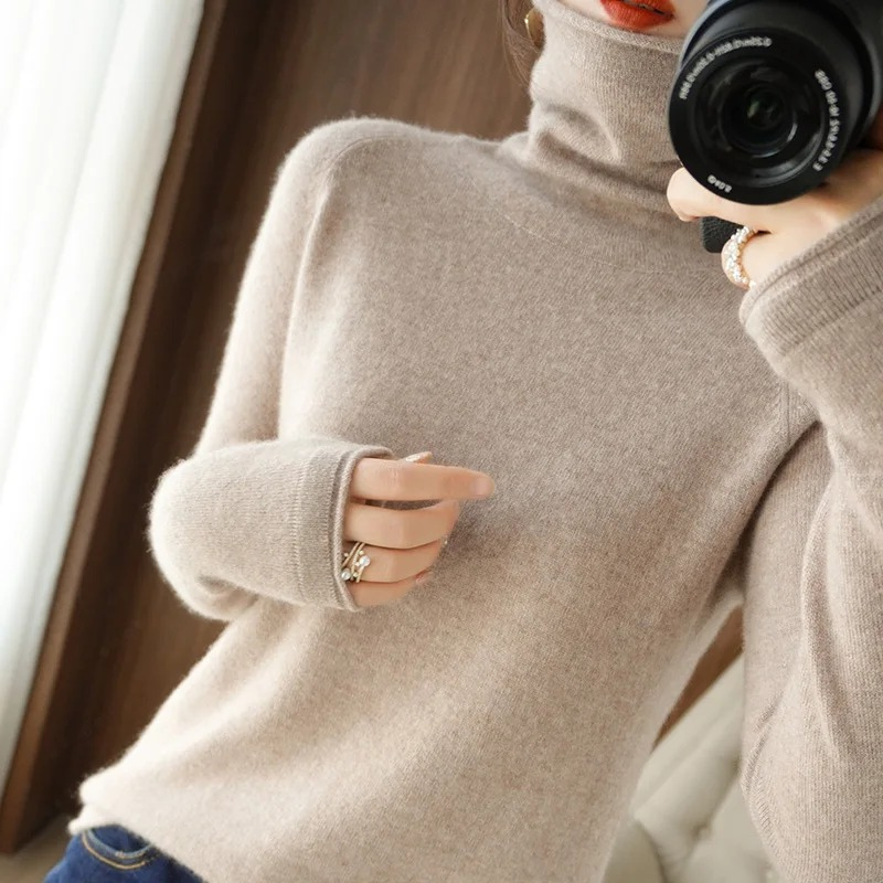 Warm Crew Neck Sweater for Women