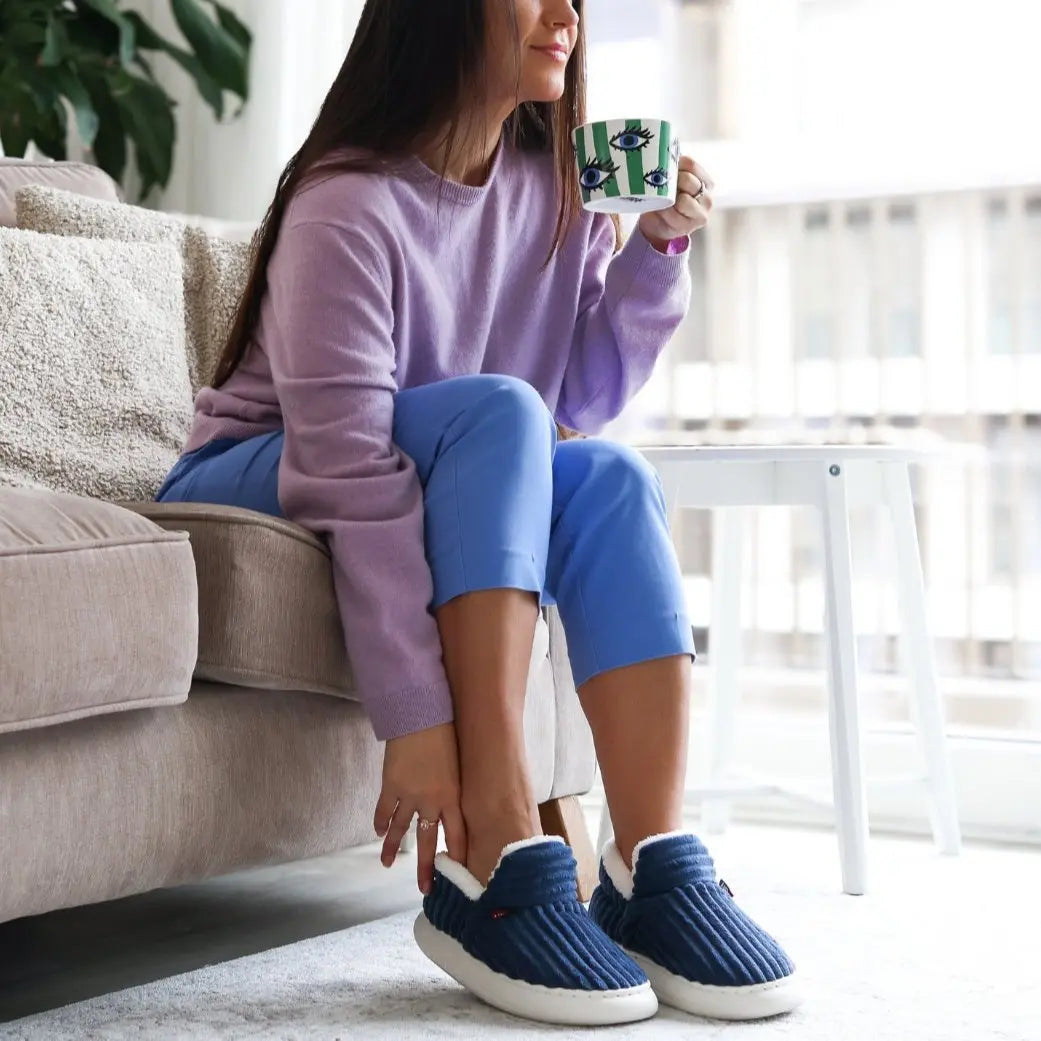 CosyPlush | Boutique Fluffy Slippers – Ultra-Soft, Non-Slip & Warm Winter Comfort