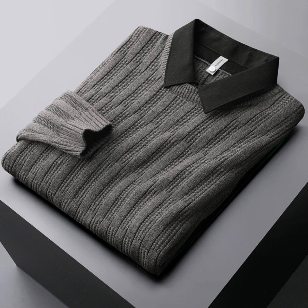Classic Men's Textured Crew Neck Sweater - BritishElegance