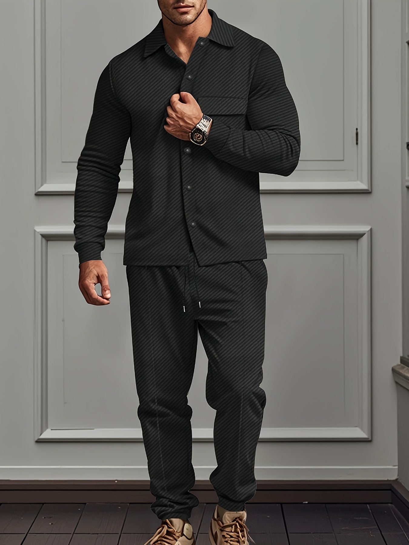 Comfortable Men's Tracksuit Set With Jacket And Pants