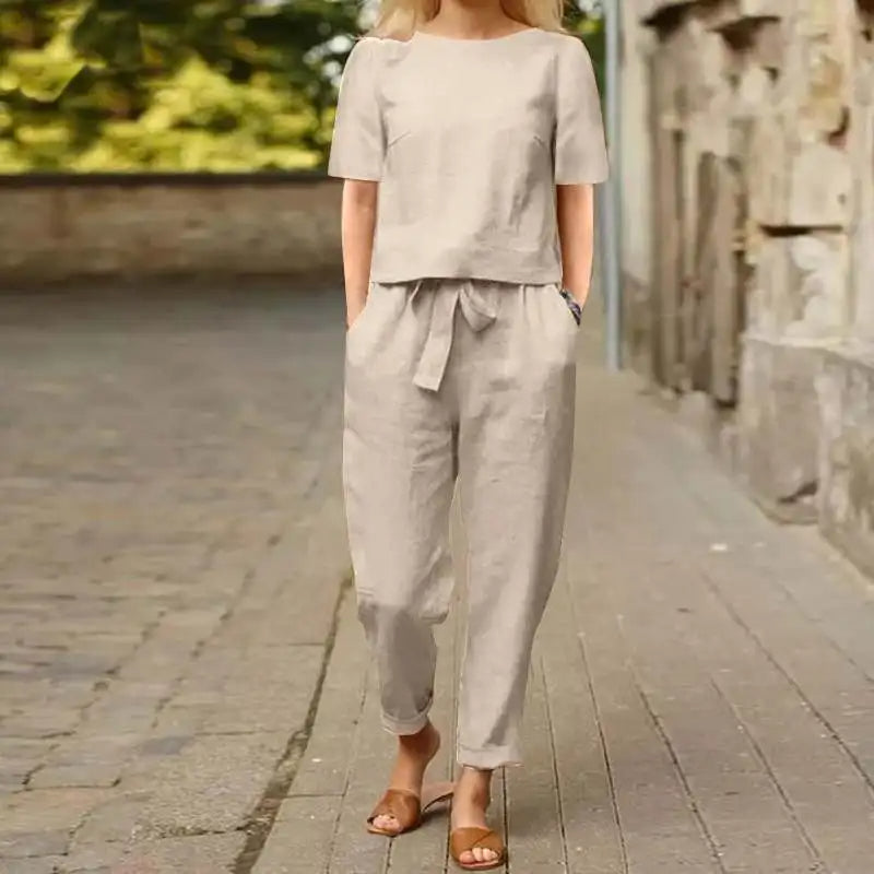 Elegant Women's Jumpsuit Outfit