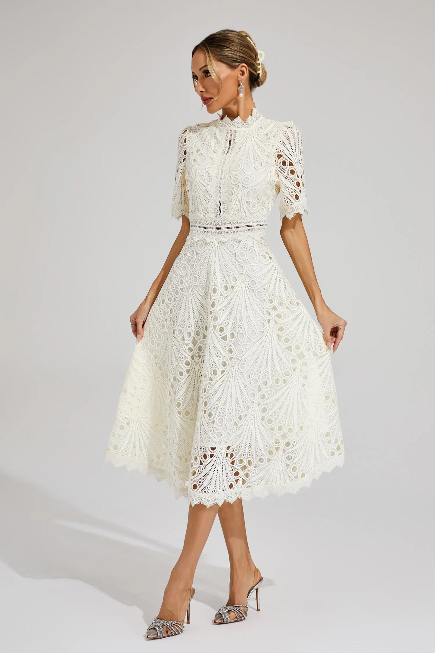 Beautiful Lace Midi Dress for Ladies - BritishElegance